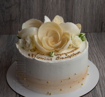 ніжний торт з розами
