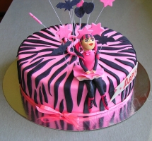торт Monster High